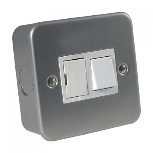 Niglon Metal Clad 13A Switched Fused Spur Unit