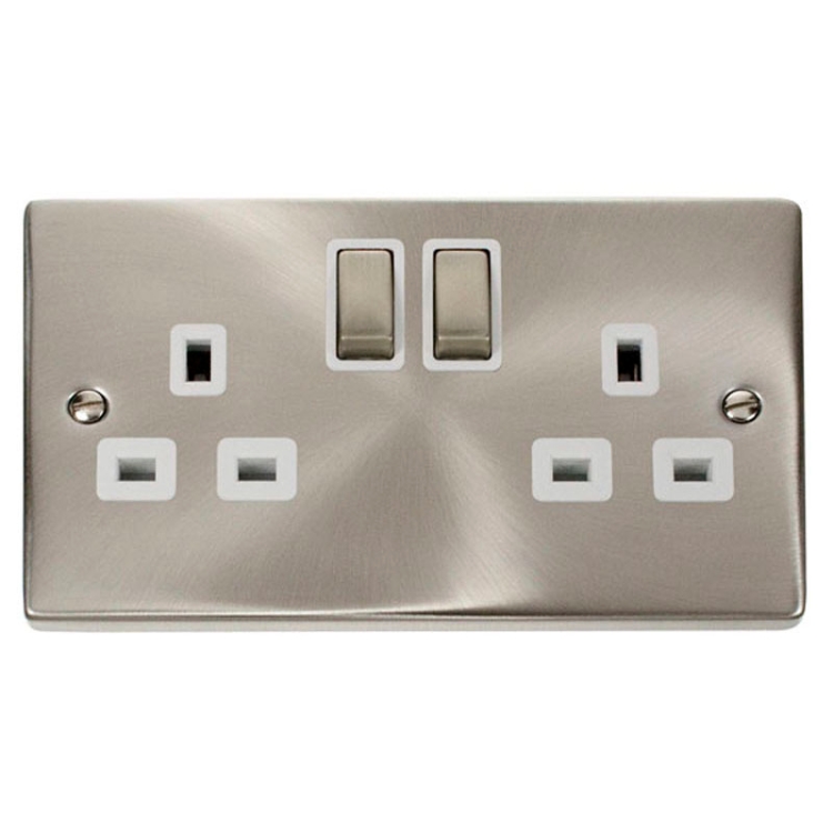 Click Ingot 2G Socket Satin Chrome