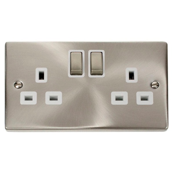 Click Ingot 2G Socket Satin Chrome