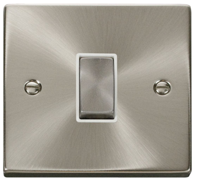 Scolmore Click Deco Satin Chrome 1G Intermediate Switch VPSC425WH